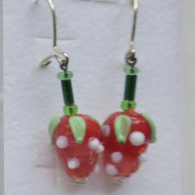 Korvakorut MANSIKKA lasia