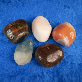 Onnenkivisetti 100g rumpuhiottuja härän onnenkiviä HOX1