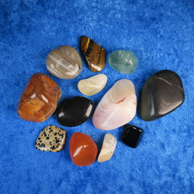 Onnenkivisetti 100g rumpuhiottuja härän onnenkiviä HOX3