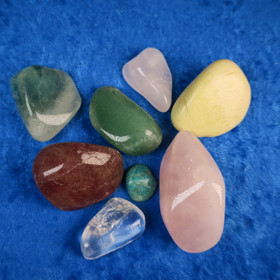 Onnenkivisetti 100g rumpuhiottuja jäniksen onnenkiviä JÄN2