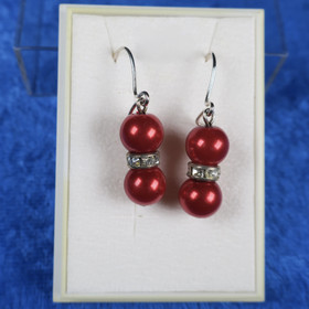 Korvakorut punainen helmi zirkonikoristein 8z8