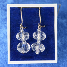 Korvakorut kaksi kirkasta viistehiottua lasihelmeä