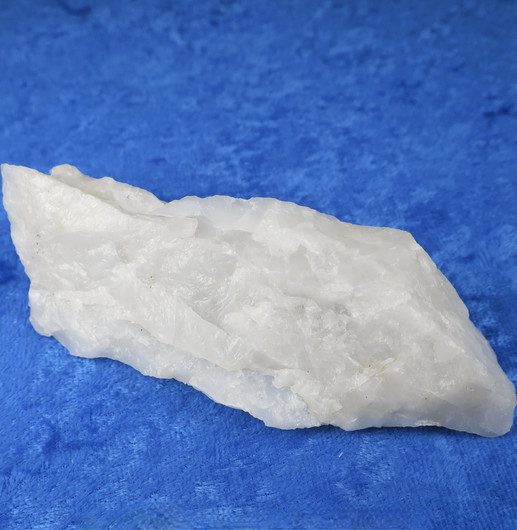 Lumikvartsi 104g Torro Suomi Hi178