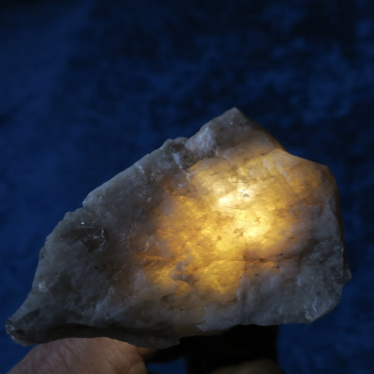 Lumikvartsi 124g Torro Suomi Hi178