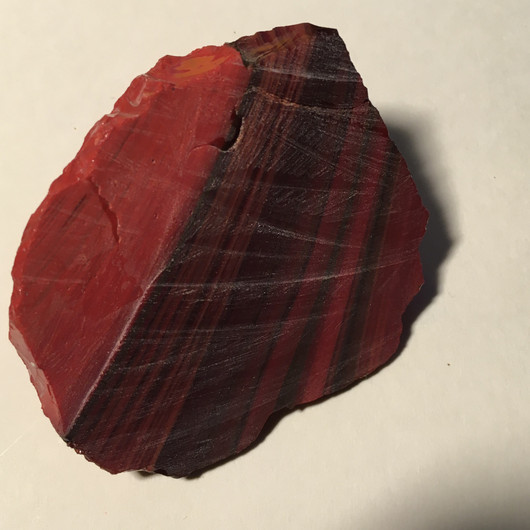 Raakalasi väriä vaihtava punamusta raidallinen 136g nro7