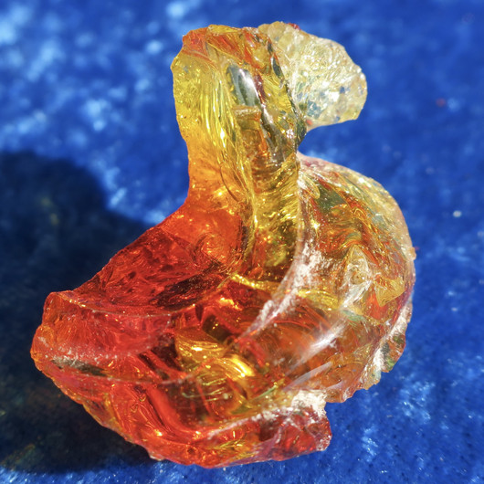 Raakalasi keltaoranssi kaksivärinen 28g nro33