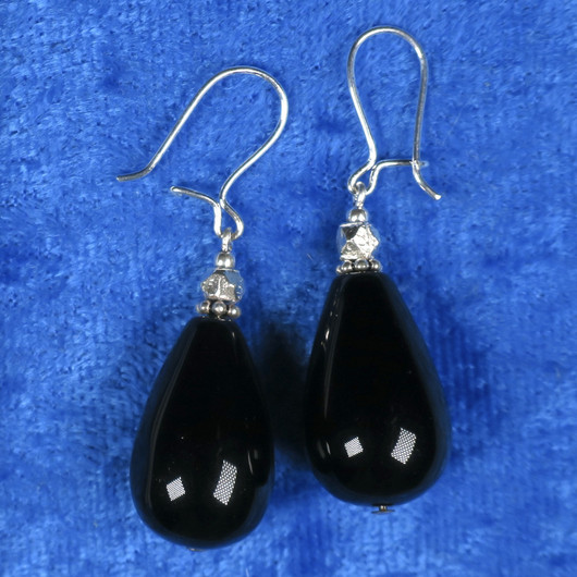 Korvakorut onyksi pisara onyxE