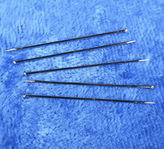 Korupiikki 30mm hopean värinen