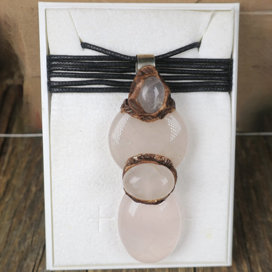 Riipus ruusukvartsi pituus 65mm HX9 