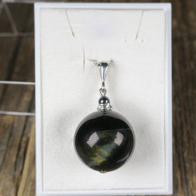 Riipus haukansilmä 16mm ja hematiitti zirkonikoristein FFH