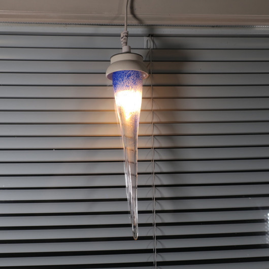 Sisävalaisin sininen jääpuikkolamppu  ikkunalle 