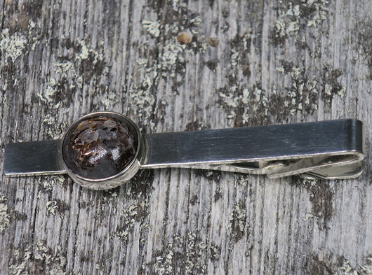 Solmioneula astrofylliitti pyöreä E