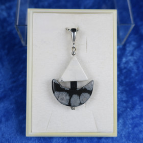 Riipus lumihiutaleobsidiaani purjelaiva PUOSU7