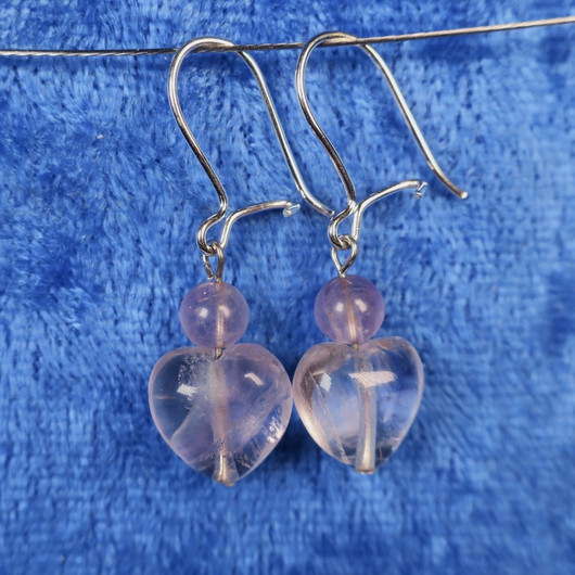 Korvakorut vaalean violetti fluoriittisydän SYD6