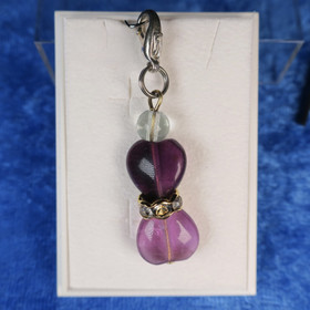 Riipus fluoriitti sydämet zirkonikoristein lukolla. FIIA8