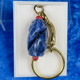 Avaimenperä sodaliitti iso kierrehelmi ja kvartsiitti K4