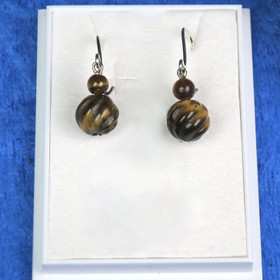 Korvakorut tiikerinsilmä kierrehelmi