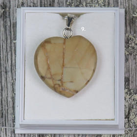 Riipus maisemajaspis sydän. Valitse valikosta