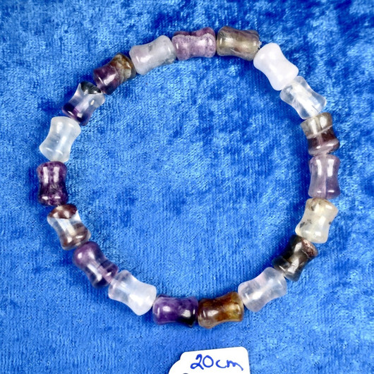 Rannekoru fluoriitti F. Valitse koko