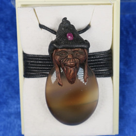 Riipus karneoli piksihahmo ovaali, rubiini hatussa RH8