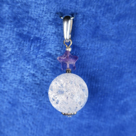 Riipus särötetty vuorikide ja ametistitähti. iceE