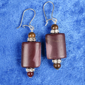 Korvakorut mookaiittijaspis zirkonikoristein D