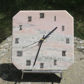 Seinäkello marmori 19x20cm pastellisävyt 337c2