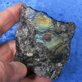 Spektroliitti raaka  253g 65x55x50mm Ylämaa Suomi Hi53S