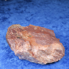 Kalimaasälpä ja beryllikide 237g 80x70x35mm. Uhlu Suomi Hi156R