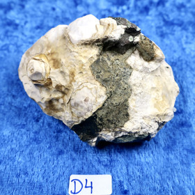 Akaattiopaali 129g, 70x50x40mm Hi175D4