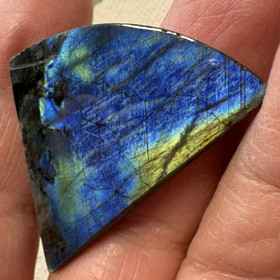 Spektroliitti kapussi. Ylämaa KSP38