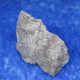 Uvaroviitti raaka 35g 15x25x40mm Outokumpu Suomi Hi87L