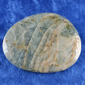 Apatiitti hiottu sinivihreä taskukivi nro5