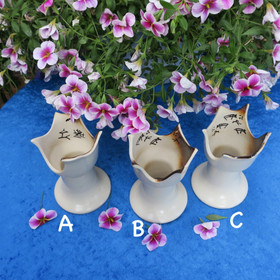 Maljakko keramiikkaa, shamaanirummun kuvioita. Valitse valikosta.