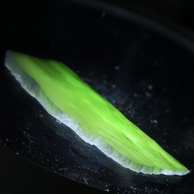 Nefriitti 5g kapea siivu  nro30-33