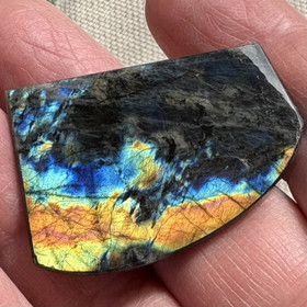 Spektroliitti kapussi. Ylämaa KSP43