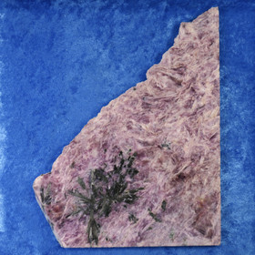 Tsharoiitti siivu 139g  nro Hi93 