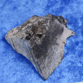 Nuummiitti sahattu  2 pintaa 32g 40x30x30mm Suomi Hi133Ni