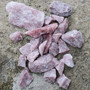 Aventuriini punainen raaka mansikkakivi. Valitse koko 2-25g