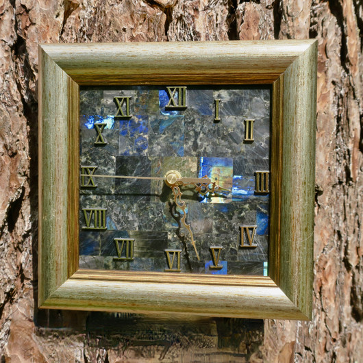 Seinäkello spektroliitti mosaiikkitaulu kehyksellä 20x20cm nro54C