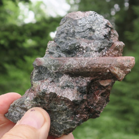 Beryllikide pegmatiitissa 335g Suomi Hi95-41