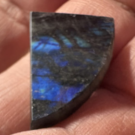 Spektroliitti kapussi. Ylämaa KSP50