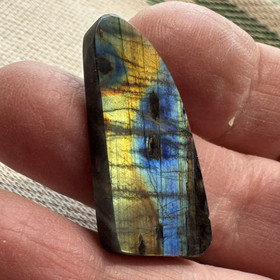 Spektroliitti kapussi. Ylämaa KSP55