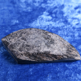 Nuummiitti kapussi hiomaton 18g 55x25x8mm Suomi Hi133g