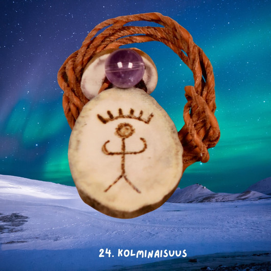 Riipus poronsarvi ja ametisti, kaiverrettu KOLMINAISUUS nro24