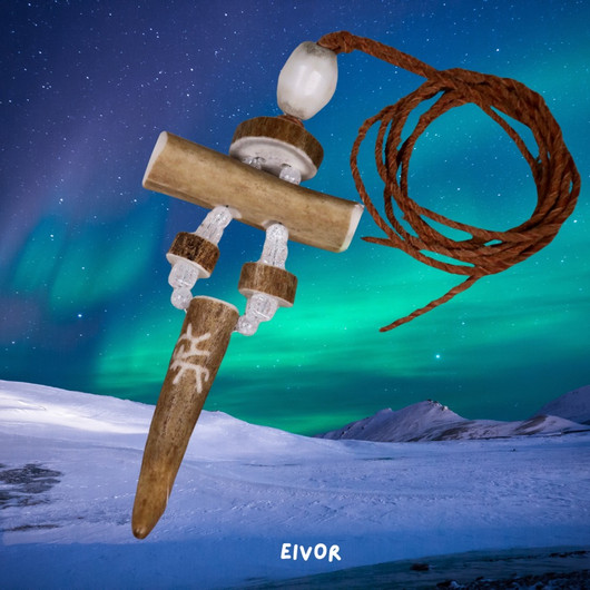 Riipus poronsarvia ja jää-ice vuorikidehelmiä. EIVOR