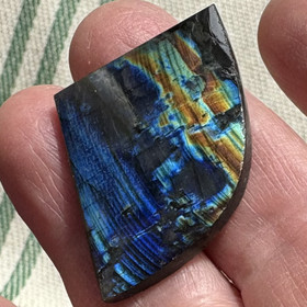 Spektroliitti kapussi. Ylämaa KSP40