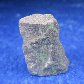 Uvaroviitti raaka 49g 35x25x25mm Outokumpu Suomi Hi87N