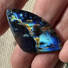 Spektroliitti kapussi. Ylämaa KSP48