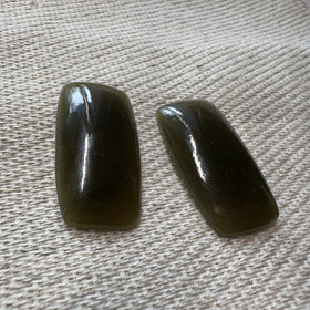 Kapussi nefriitti tummanvihreä 15x29mm 